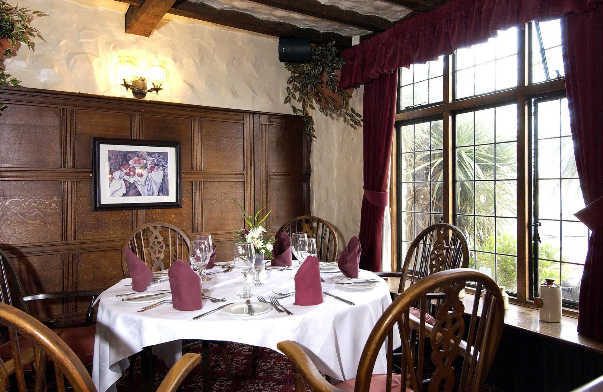 The Horseshoe Inn Herstmonceux Zewnętrze zdjęcie