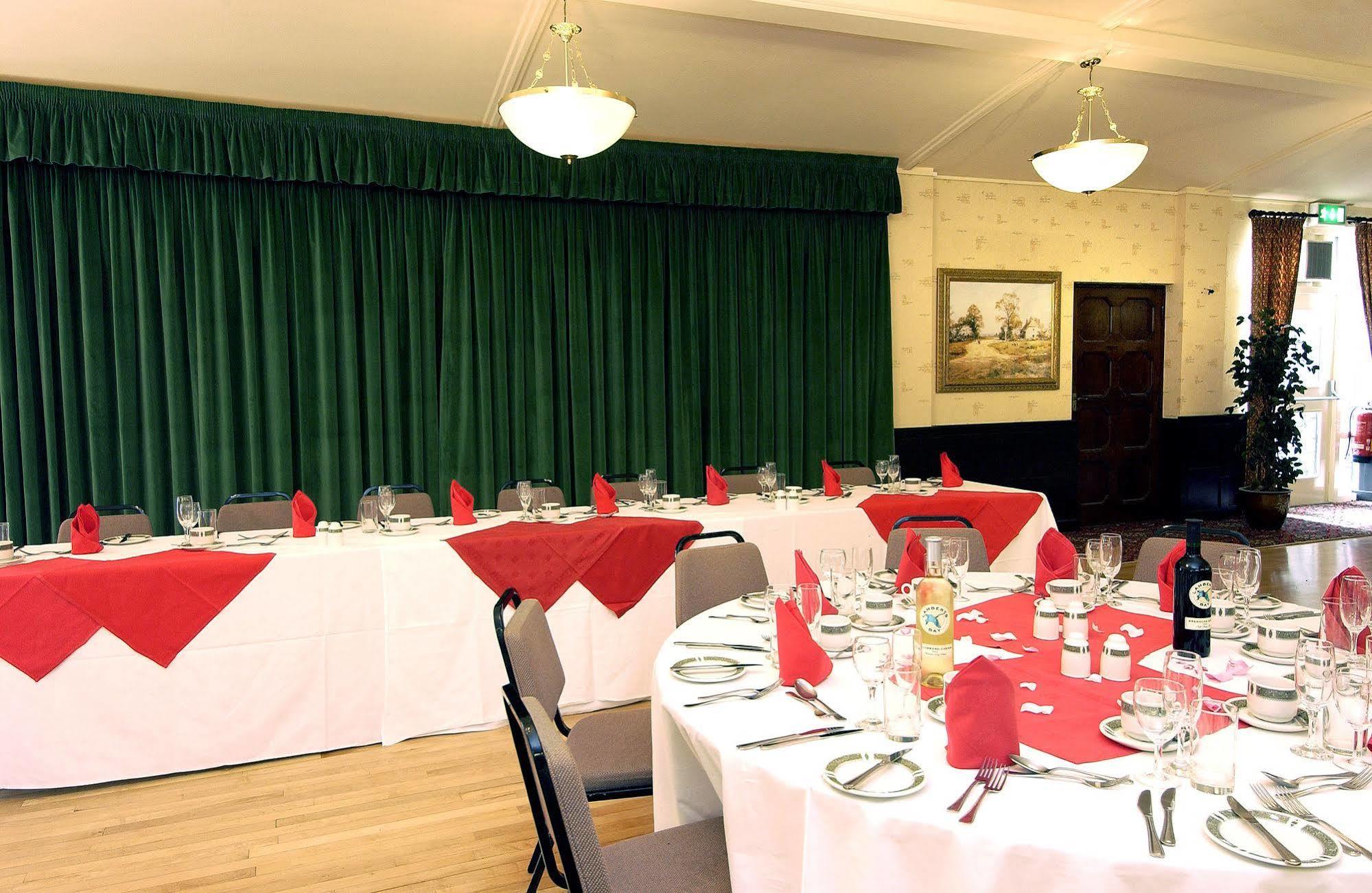 The Horseshoe Inn Herstmonceux Zewnętrze zdjęcie