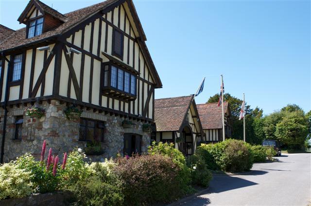 The Horseshoe Inn Herstmonceux Zewnętrze zdjęcie